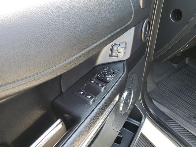 Photo of 2021 Star White Metallic Tri-Coat Ford Expedition Max