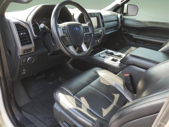 Photo of 2021 Star White Metallic Tri-Coat Ford Expedition Max