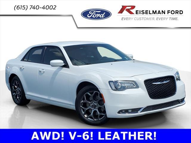 2017 Chrysler 300