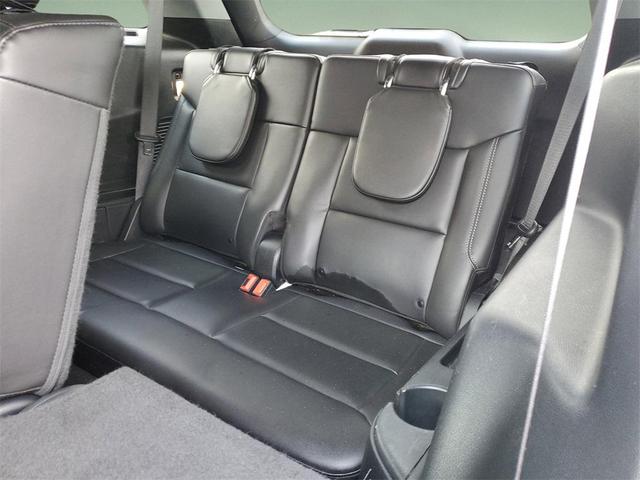 Photo of 2024 Silver Metallic Ford Explorer
