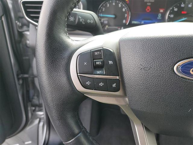 Photo of 2024 Silver Metallic Ford Explorer