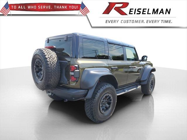 Photo of 2024 Green Metallic Ford Bronco
