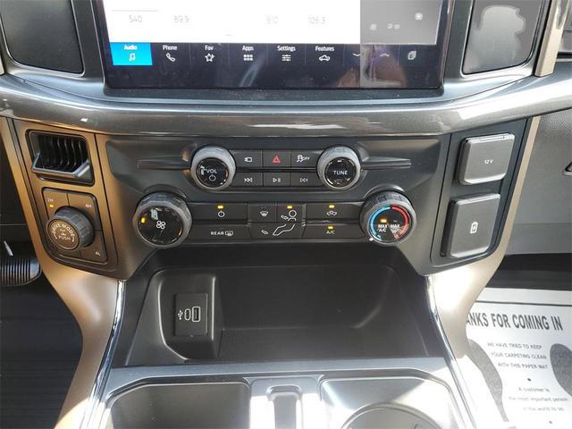 Photo of 2025 Oxford White Ford F-150