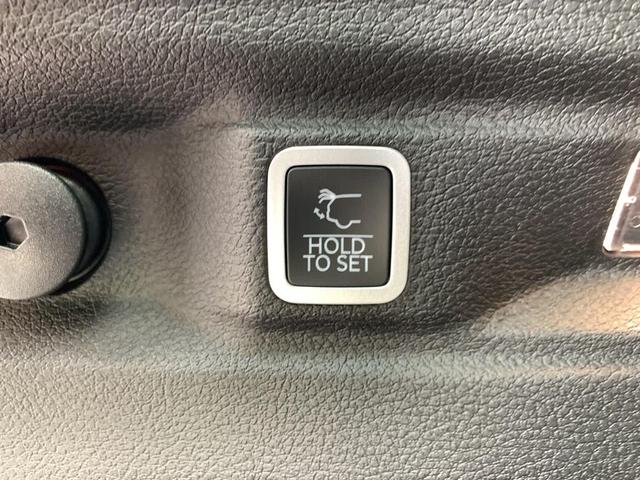 Photo of 2025 Velvet Red Pearl-Coat Exterior Paint Jeep Grand Cherokee