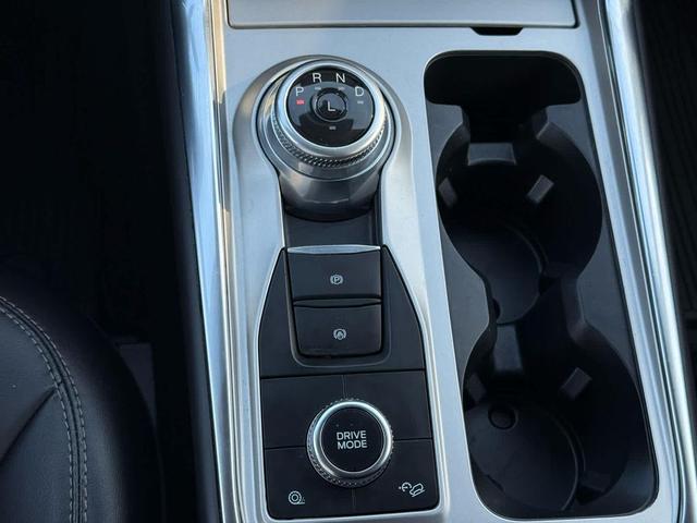 Photo of 2022 AGATE BLACK METALLIC Ford Explorer