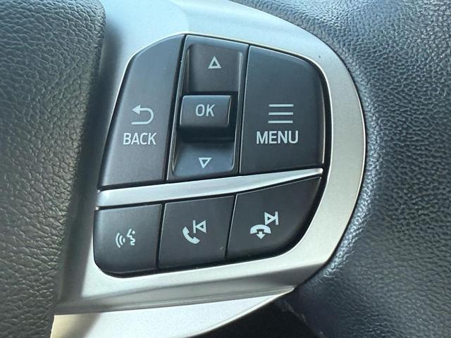 Photo of 2022 AGATE BLACK METALLIC Ford Explorer