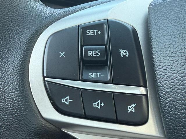 Photo of 2022 AGATE BLACK METALLIC Ford Explorer