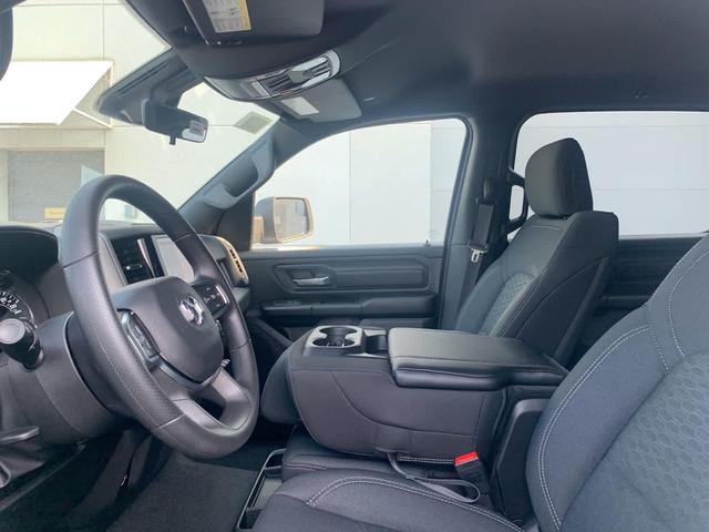 Photo of 2025 Bright White Clear-Coat Exterior Paint RAM 1500
