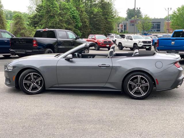 Photo of 2024 CARBONIZED GRAY METALLIC Ford Mustang
