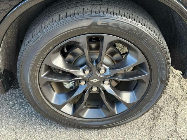 Photo of 2022 DB Black Clearcoat Dodge Durango
