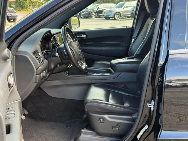 Photo of 2022 DB Black Clearcoat Dodge Durango