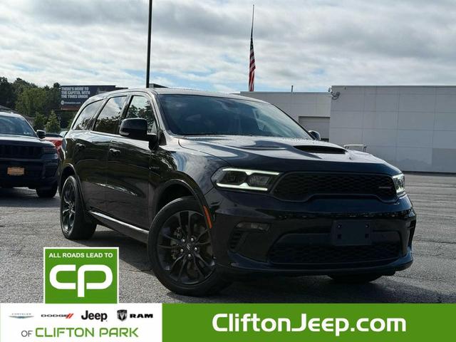 Photo of 2022 DB Black Clearcoat Dodge Durango