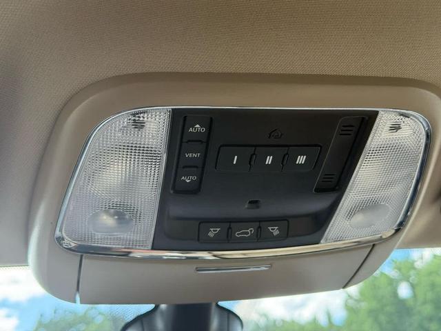 Photo of 2021 Velvet Red Pearlcoat Jeep Grand Cherokee