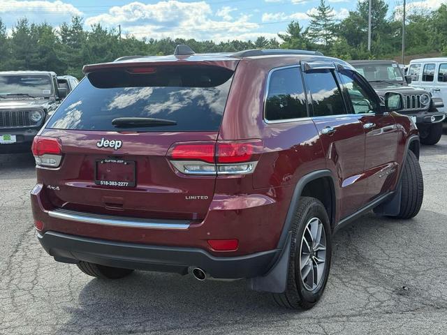 Photo of 2021 Velvet Red Pearlcoat Jeep Grand Cherokee