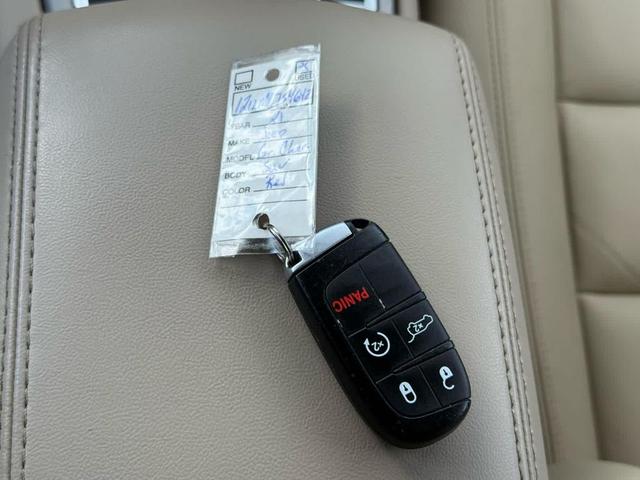 Photo of 2021 Velvet Red Pearlcoat Jeep Grand Cherokee