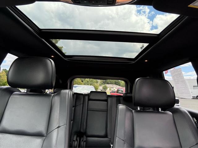 Photo of 2019 Velvet Red Pearlcoat Jeep Grand Cherokee