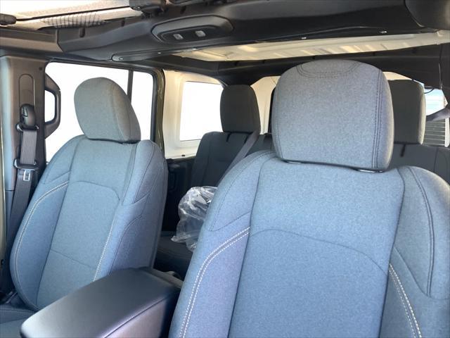 Photo of 2025 '41 Exterior Paint Jeep Wrangler