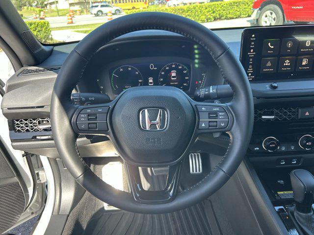Photo of 2025 Platinum White Pearl Honda Accord Hybrid