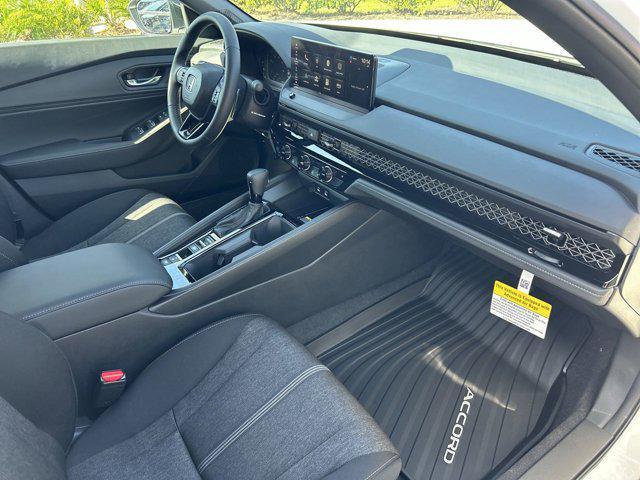 Photo of 2025 Platinum White Pearl Honda Accord Hybrid