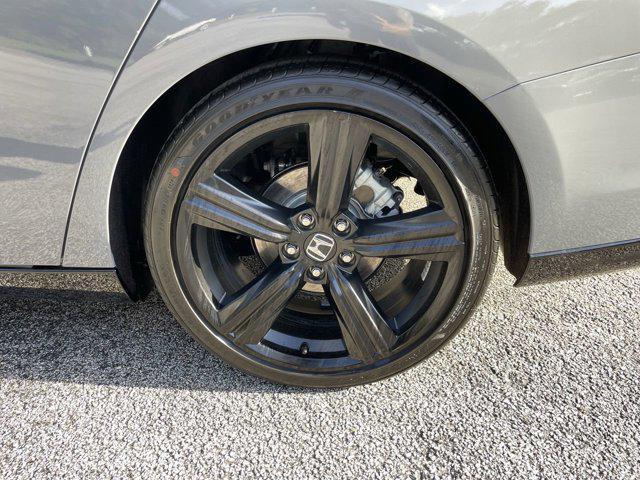 Photo of 2025 Urban Gray Pearl Honda Accord Hybrid