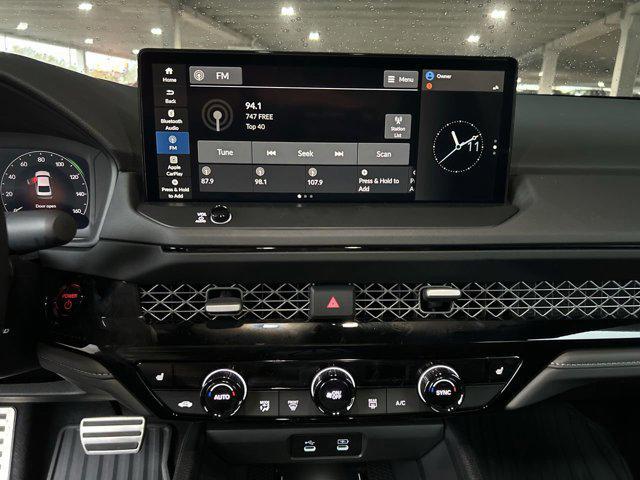 Photo of 2025 Urban Gray Pearl Honda Accord Hybrid