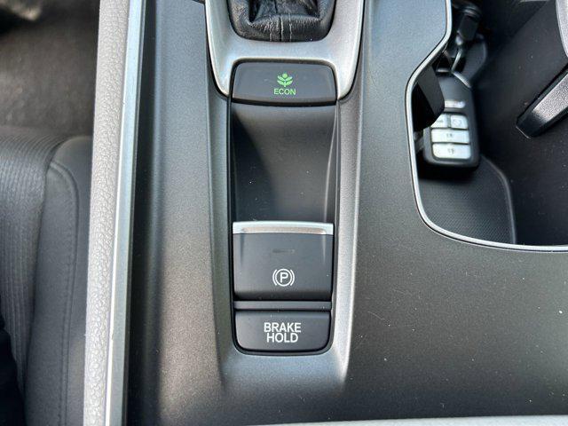 Photo of 2019 Obsidian Blue Pearl Honda Accord