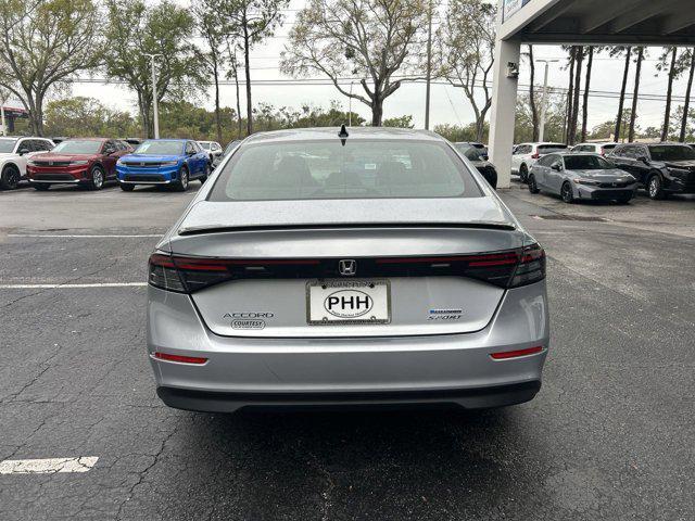 Photo of 2025 Solar Silver Metallic Honda Accord Hybrid