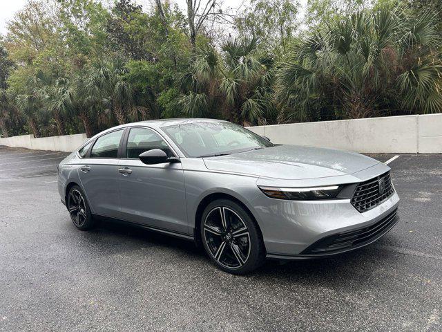 Photo of 2025 Solar Silver Metallic Honda Accord Hybrid