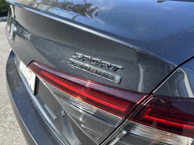 Photo of 2025 Meteorite Gray Metallic Honda Civic Hybrid