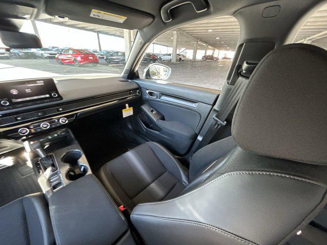 Photo of 2025 Platinum White Pearl Honda Civic