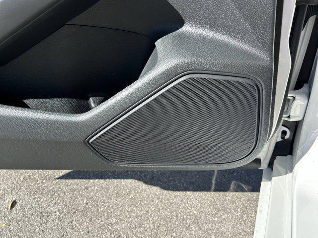 Photo of 2025 Platinum White Pearl Honda Civic