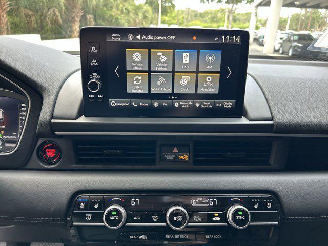 Photo of 2025 Sonic Gray Pearl Honda Pilot