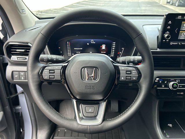 Photo of 2025 Sonic Gray Pearl Honda Pilot