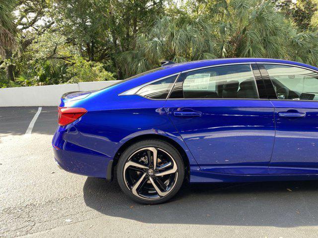 Photo of 2022 Still Night Pearl Honda Accord
