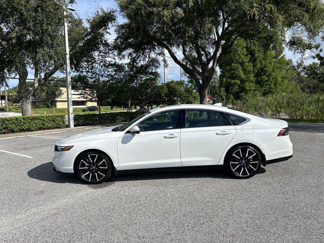 Photo of 2023 Platinum White Pearl Honda Accord Hybrid