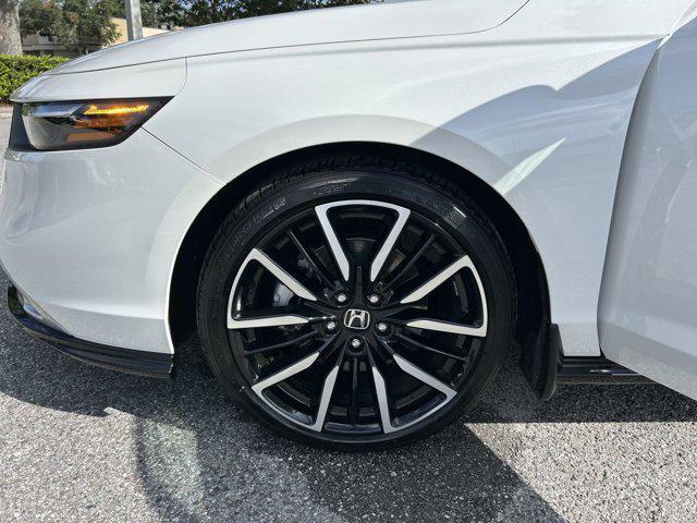Photo of 2023 Platinum White Pearl Honda Accord Hybrid