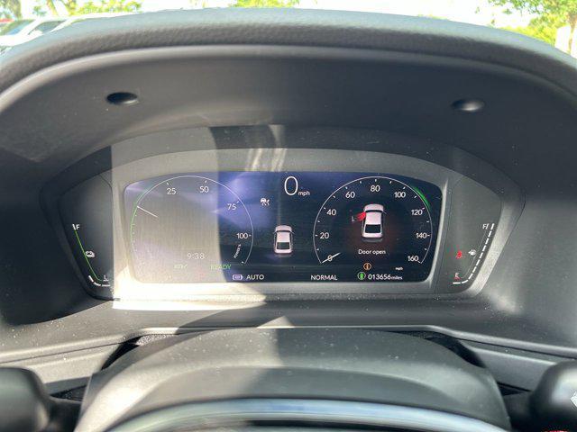 Photo of 2023 Platinum White Pearl Honda Accord Hybrid