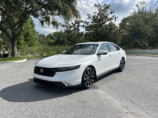 Photo of 2023 Platinum White Pearl Honda Accord Hybrid