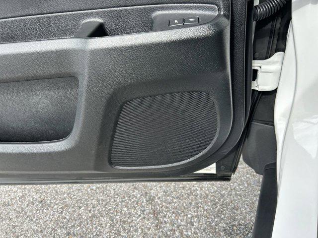 Photo of 2024 Platinum White Pearl Honda Passport