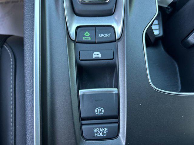 Photo of 2022 Sonic Gray Pearl Honda Accord Hybrid