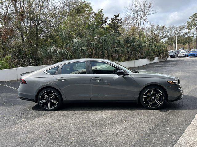 Photo of 2025 Urban Gray Pearl Honda Accord Hybrid