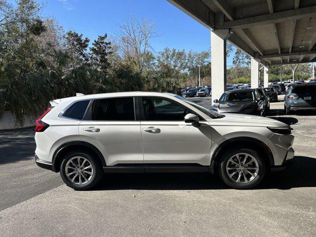 Photo of 2025 Platinum White Pearl Honda CR-V