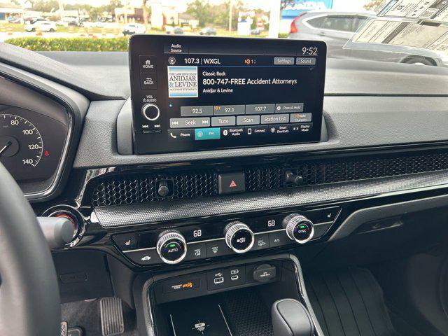 Photo of 2025 Platinum White Pearl Honda CR-V