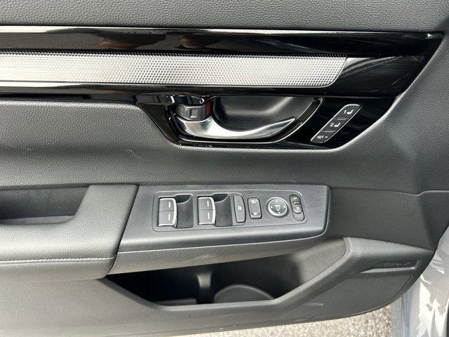 Photo of 2025 Platinum White Pearl Honda CR-V