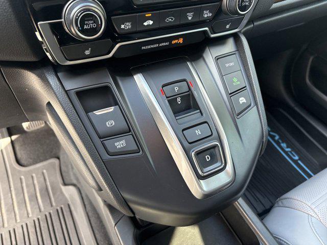 Photo of 2022 Obsidian Blue Pearl Honda CR-V Hybrid