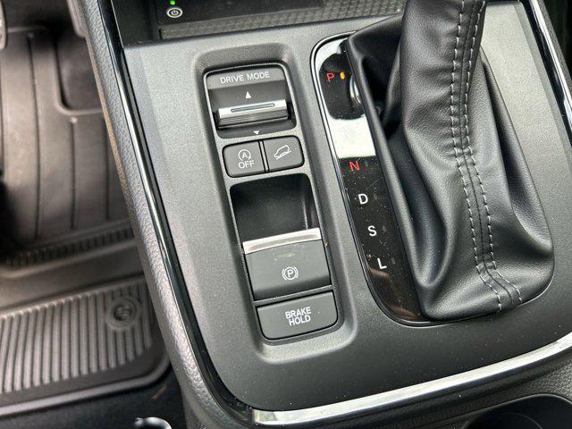 Photo of 2026 Meteorite Gray Metallic Honda CR-V