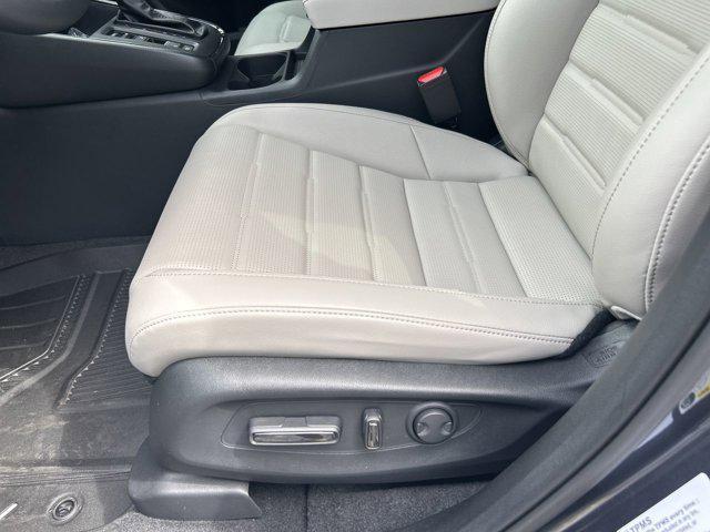 Photo of 2026 Meteorite Gray Metallic Honda CR-V