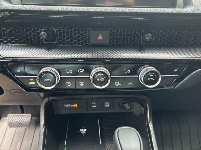 Photo of 2026 Meteorite Gray Metallic Honda CR-V