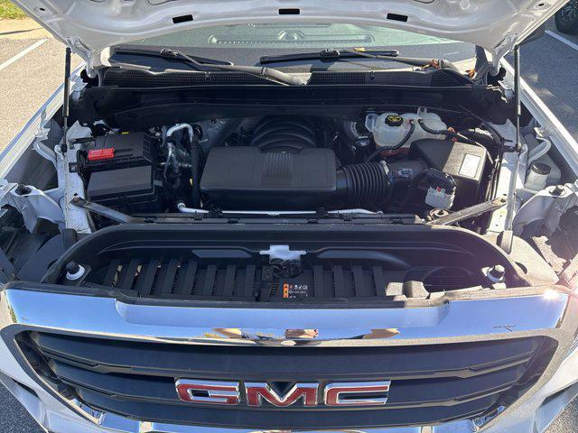Photo of 2021 Summit White GMC Sierra 1500