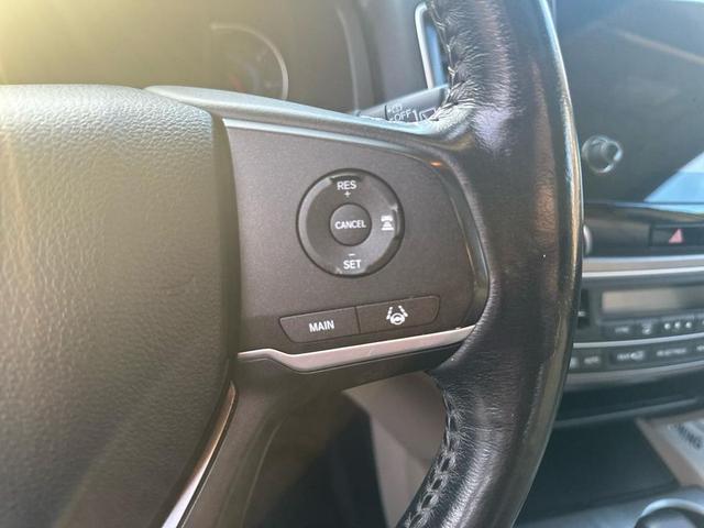 Photo of 2019 White Diamond Pearl Honda Pilot
